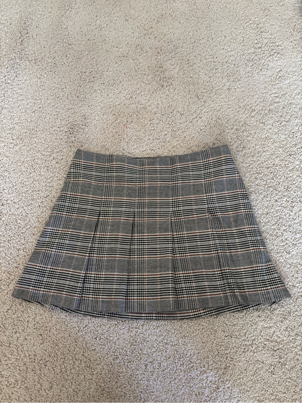 NWT H&M Plaid Pleated Mini Skirt - Gray Plaid 6